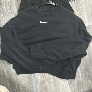 Nike crewneck